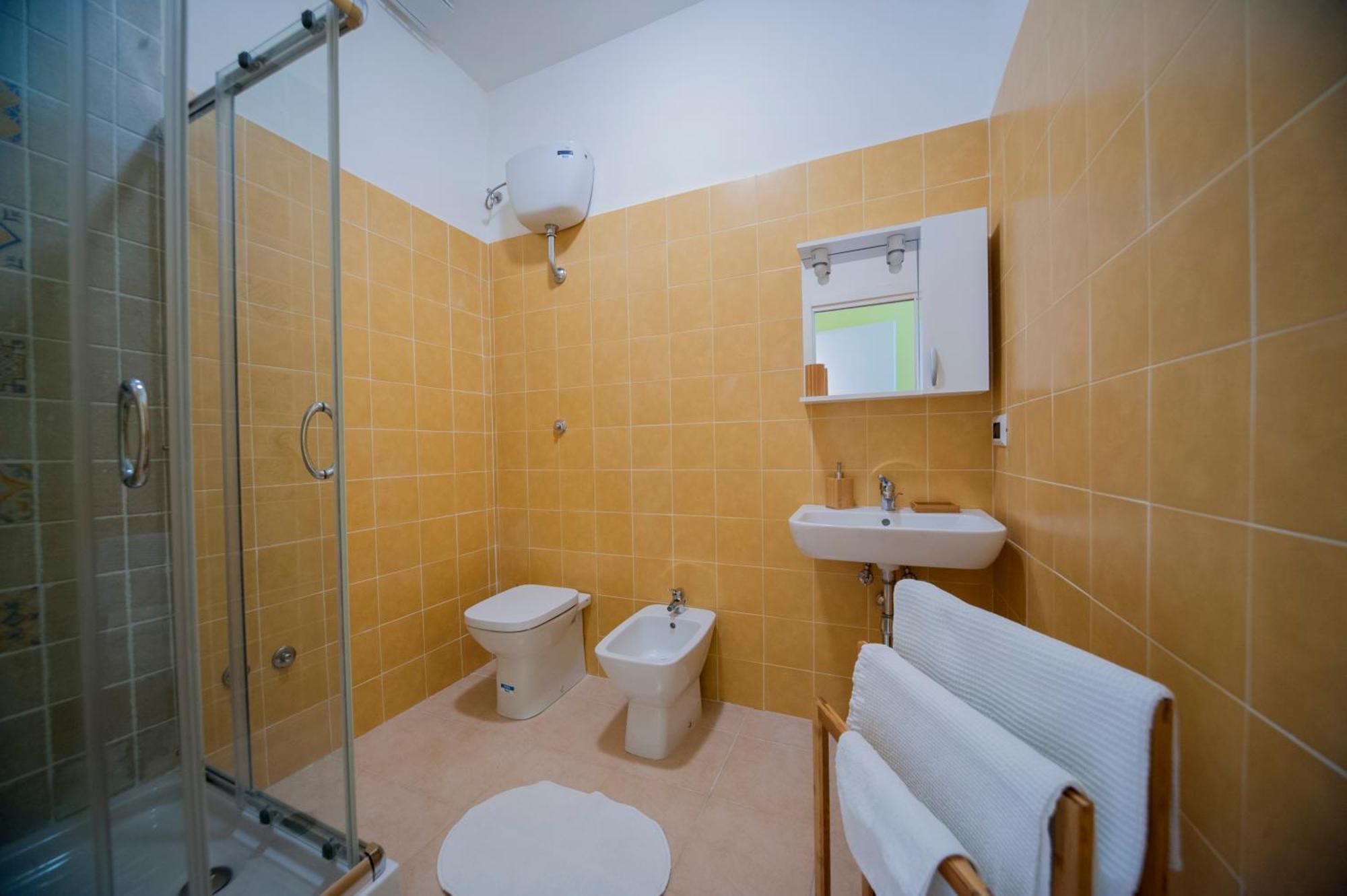 B&B Ma.Li. Napoli Esterno foto